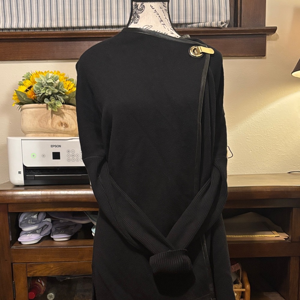 Per Se Black Sweater with Gold Accent